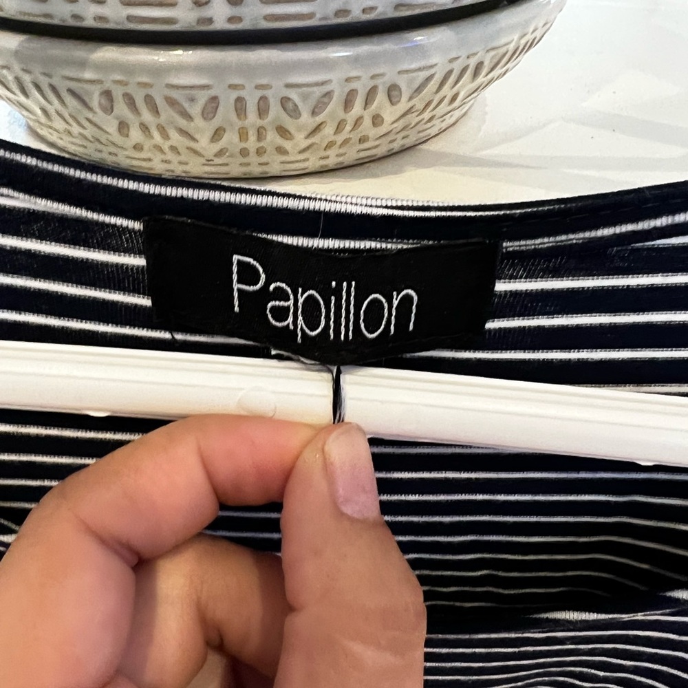 Papillon Dress - Picture 5 of 5